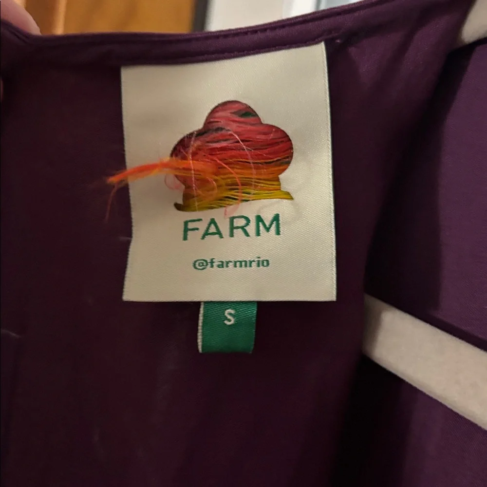 Farm Rio Piping Cutout Balloon Sleeve Dress in purple/burgundy. - Picture 7 of 10